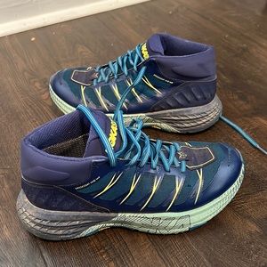 Hoka One One Women's Speedgoat Mid WP Hiking Boot